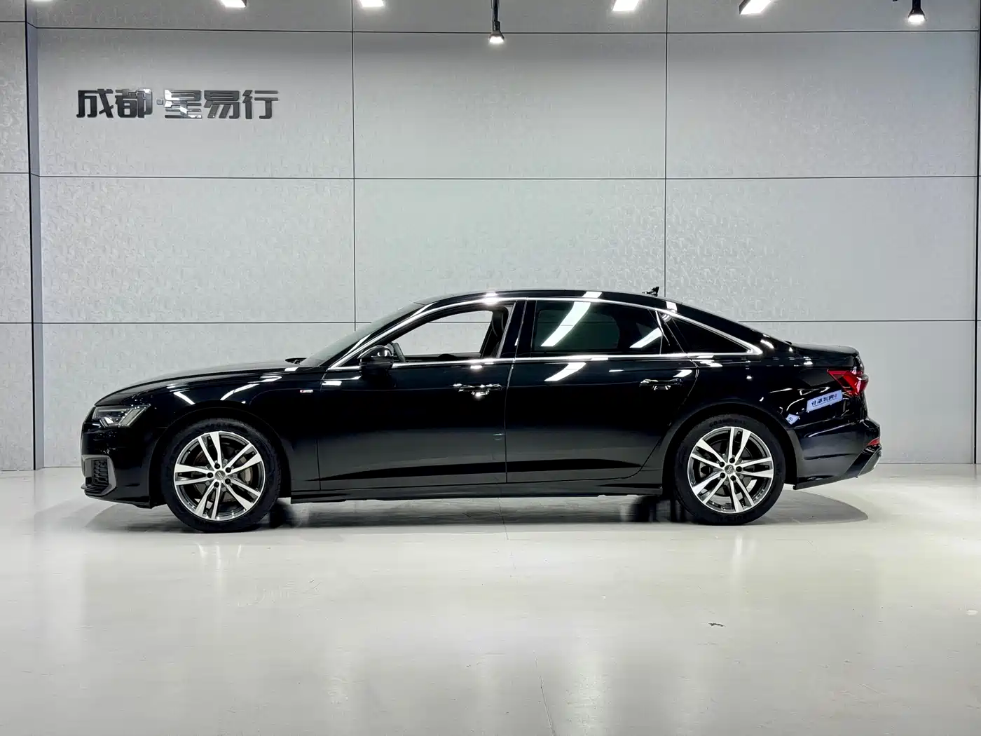 Audi A6L 2019 45 TFSI Premium Dynamic фото 2
