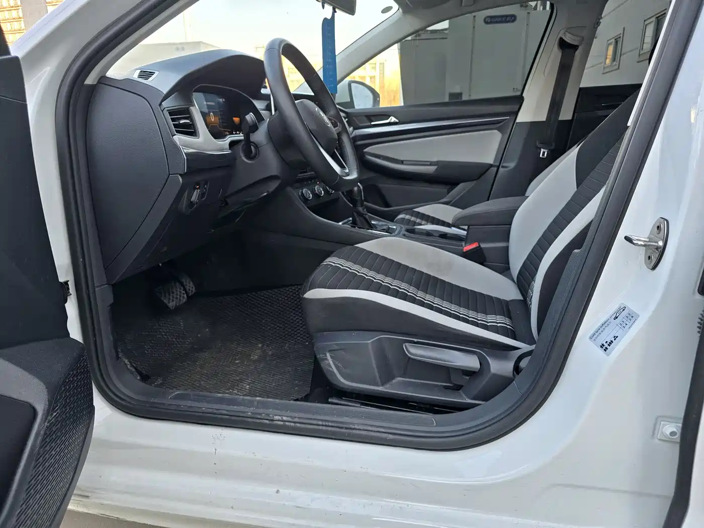 Volkswagen Bora 2024 200TSI DSG Smooth Ride Edition фото 7