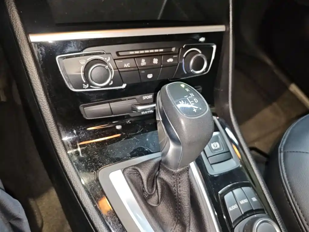 BMW 2 Series Touring 2016 218i Fashion Model фото 14