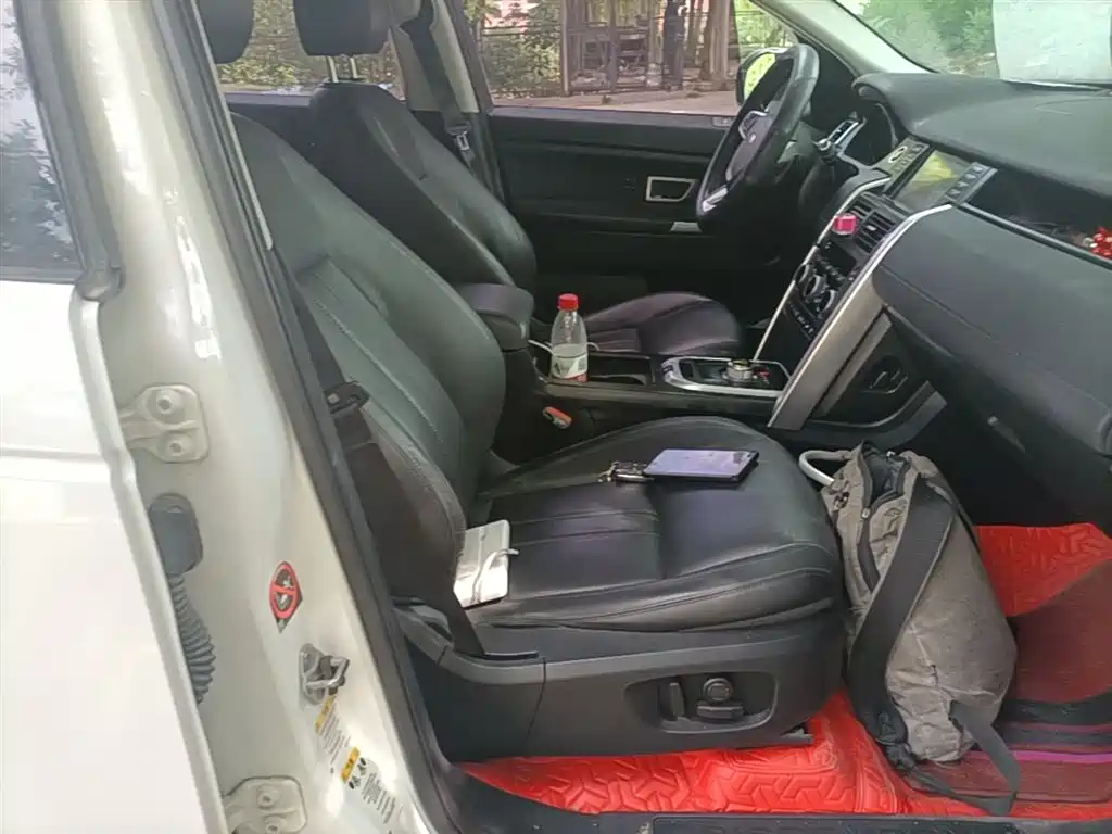 Land Rover Discovery Sport 2016 2.0T HSE фото 25