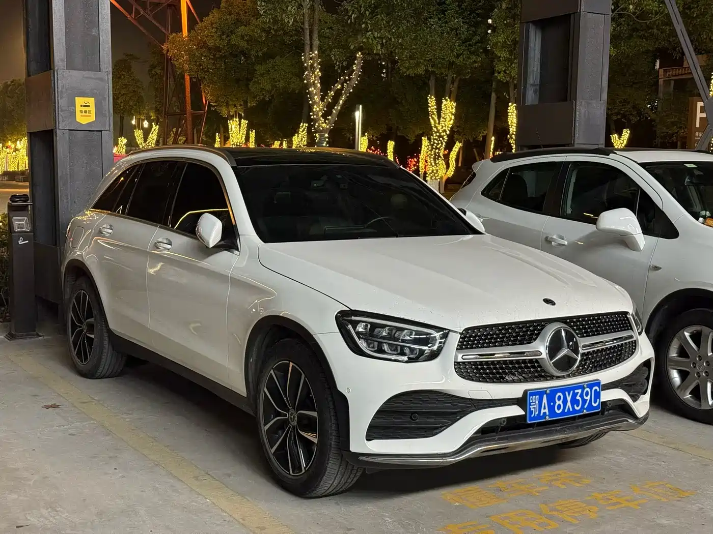 Mercedes-Benz GLC 2020 Facelift GLC 260 L 4MATIC Luxury фото 3