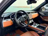 Photo 3 - Jaguar F-PACE