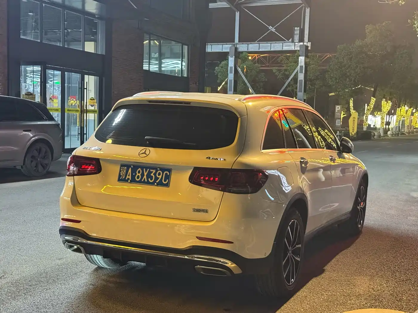 Mercedes-Benz GLC 2020 Facelift GLC 260 L 4MATIC Luxury фото 13