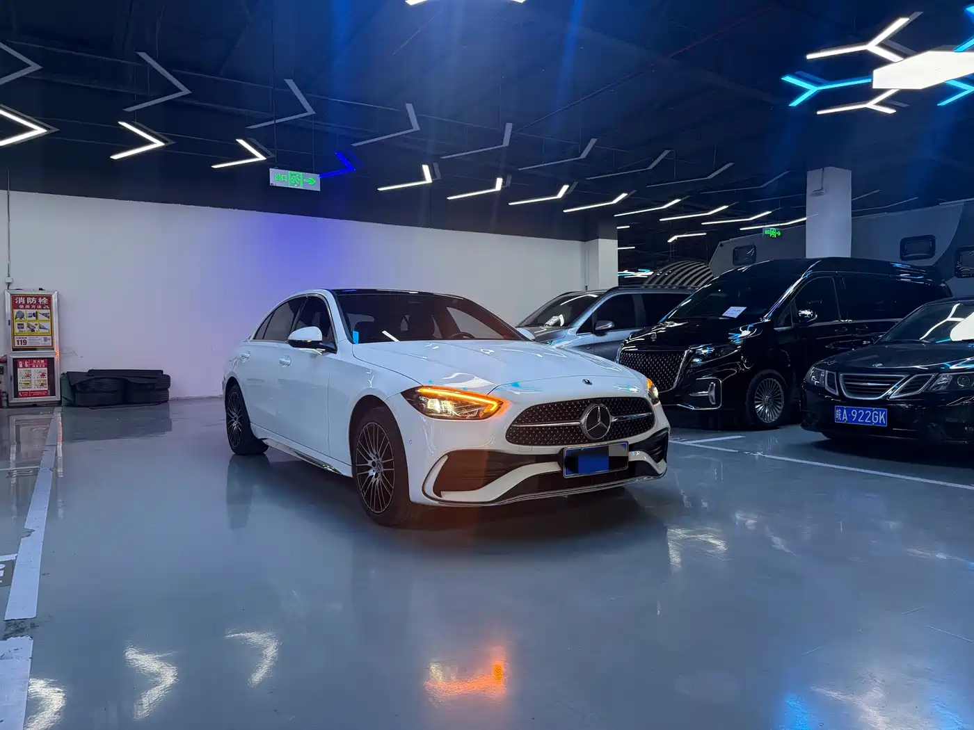 Mercedes-Benz C-Class 2022 C 260 L Sport Edition фото 3