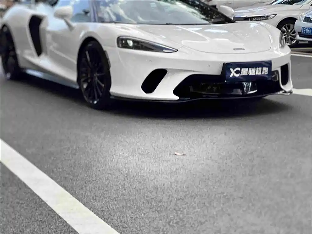 McLaren GT 2023 2023 4.0T Standard Model