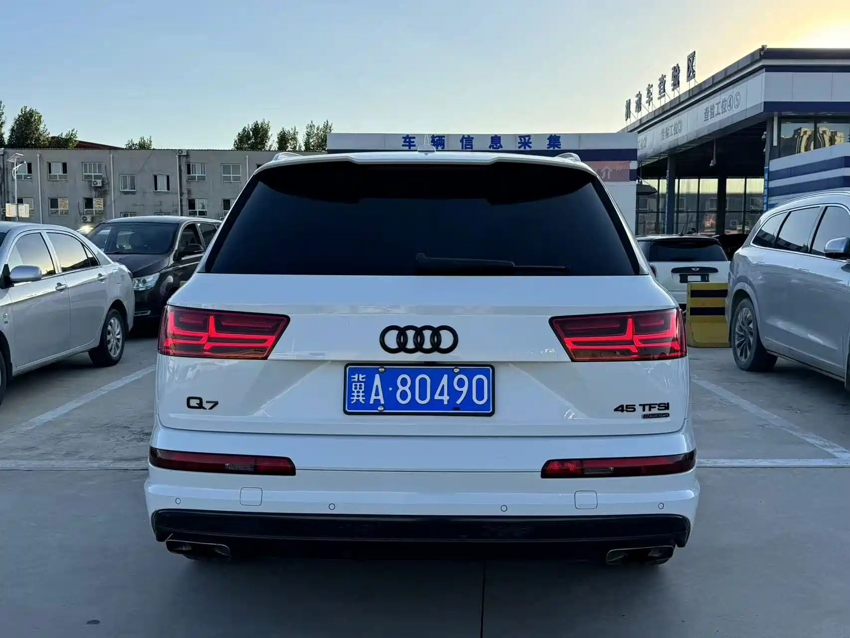 Фото 5 - Audi Q7