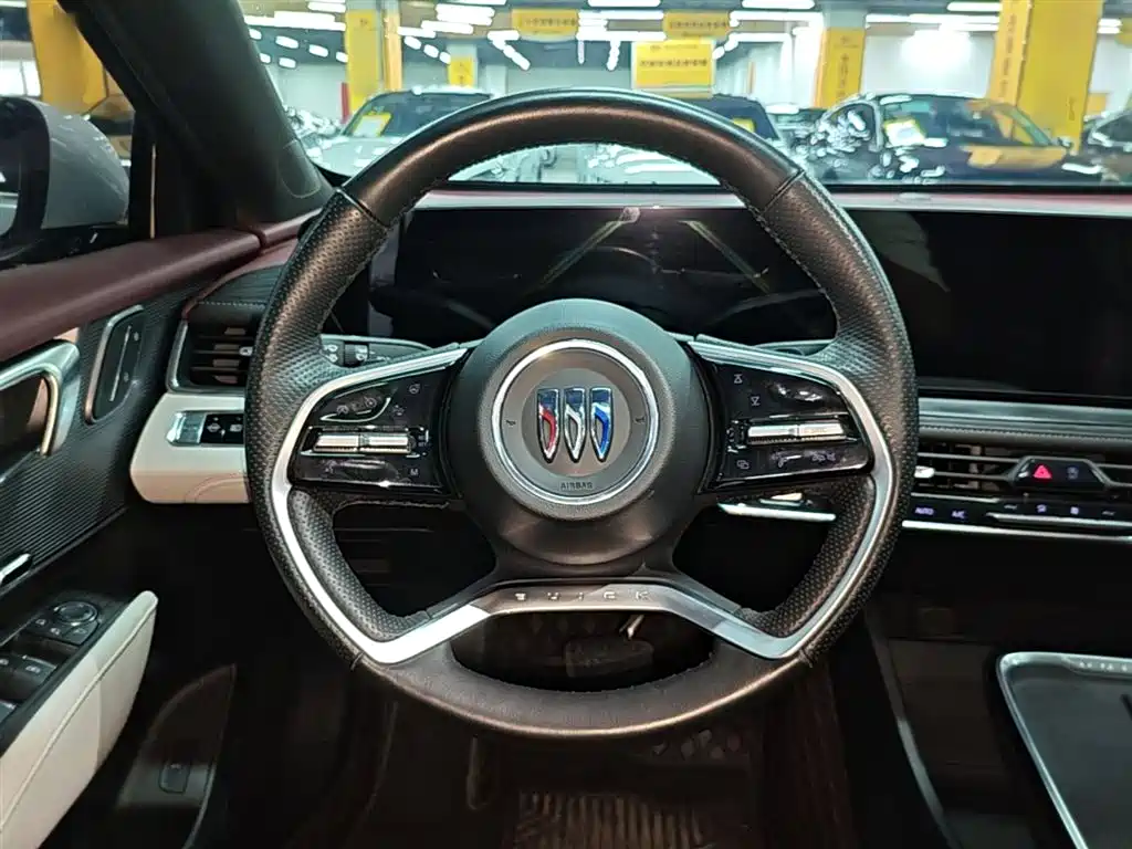 BUICK LACROSSE