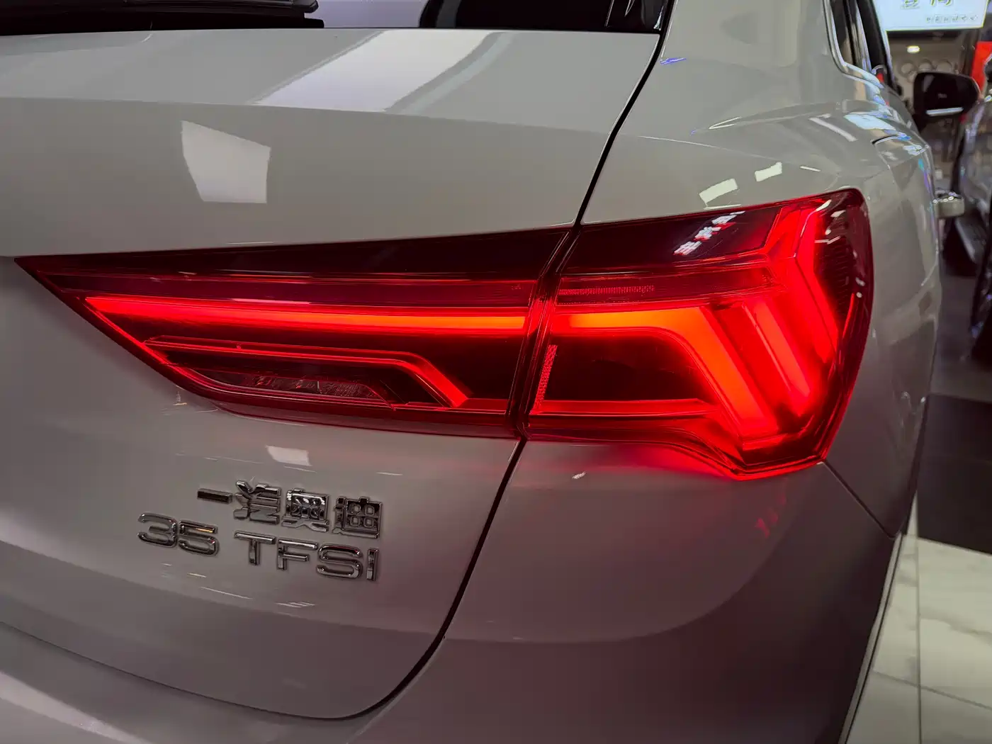 Фото 13 - Audi Q3