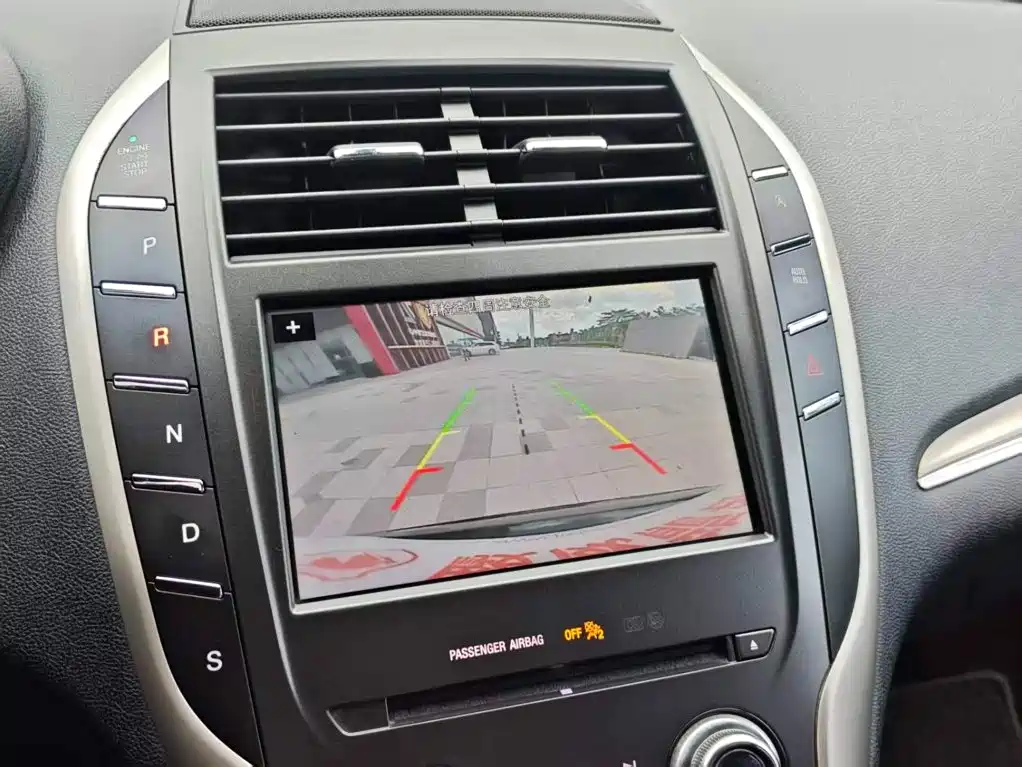 Lincoln MKC 2018 2018 2.0T FWD Premium Edition