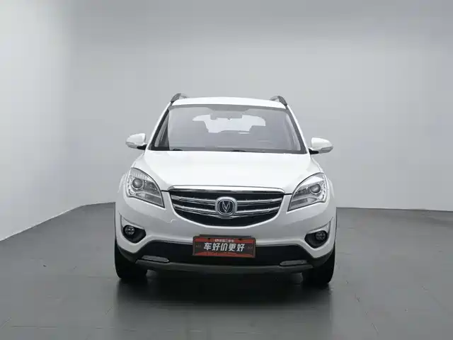 Changan CS35 2016 1.6L Automatic Luxury Model China V — фото 3