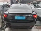 Фото 6 - Geely Borui