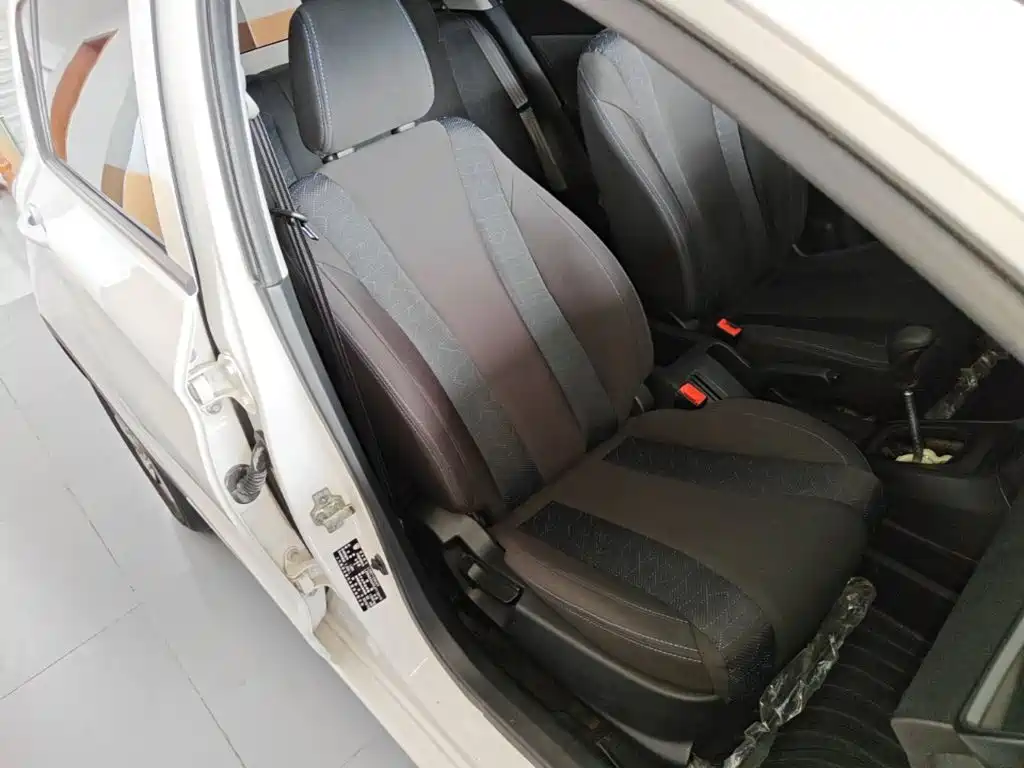 Baojun 310 2019 2016 1.2L Manual Comfort Model