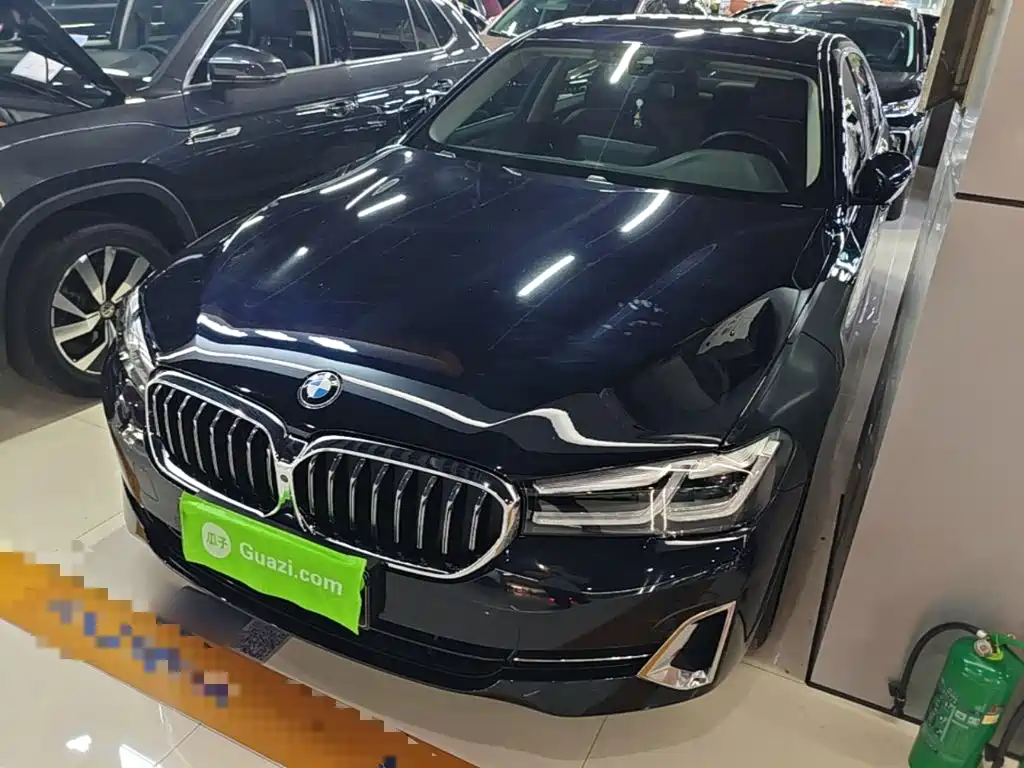 Фото 1 - BMW 5 Series