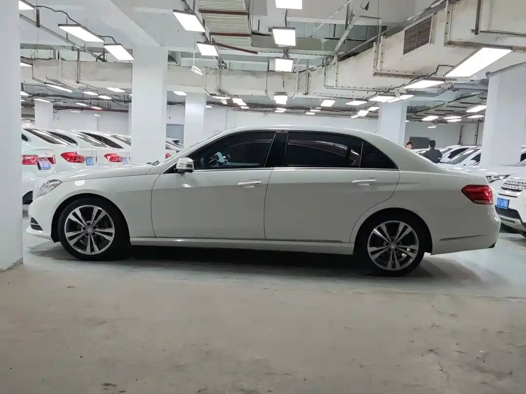 Mercedes-Benz E-Class 2015 E 200 L фото 7