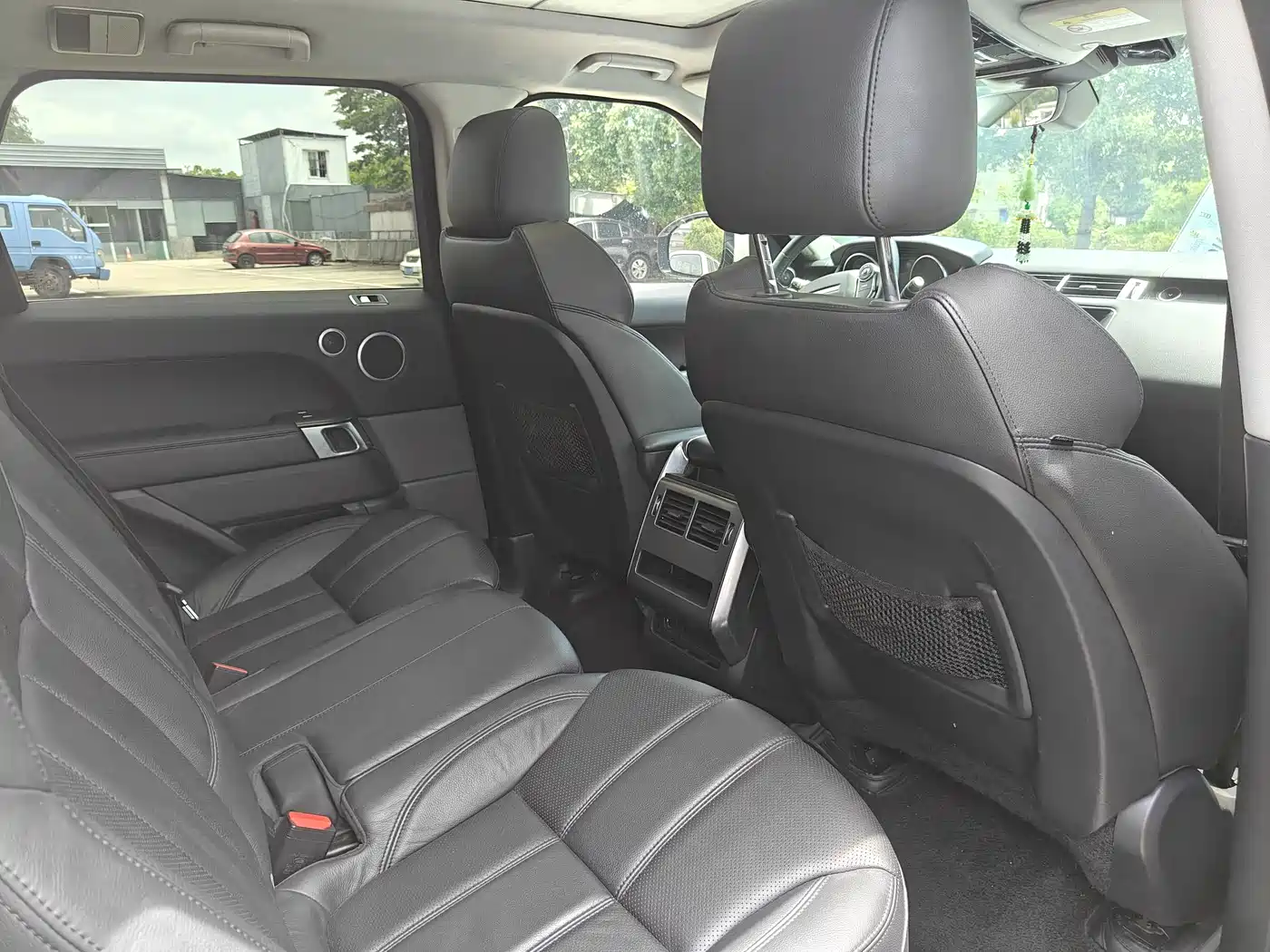 Land Rover Range Rover Sport 2017 3.0 SC V6 SE фото 9