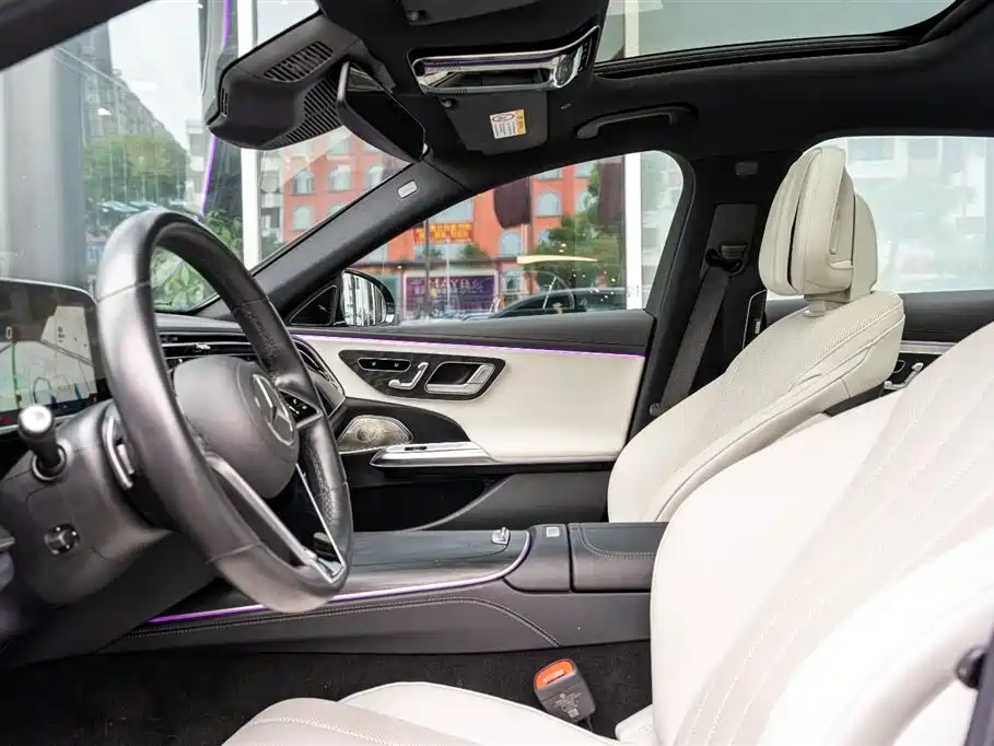 Mercedes-Benz E-Class 2024 Model E 300 L Luxury фото 19
