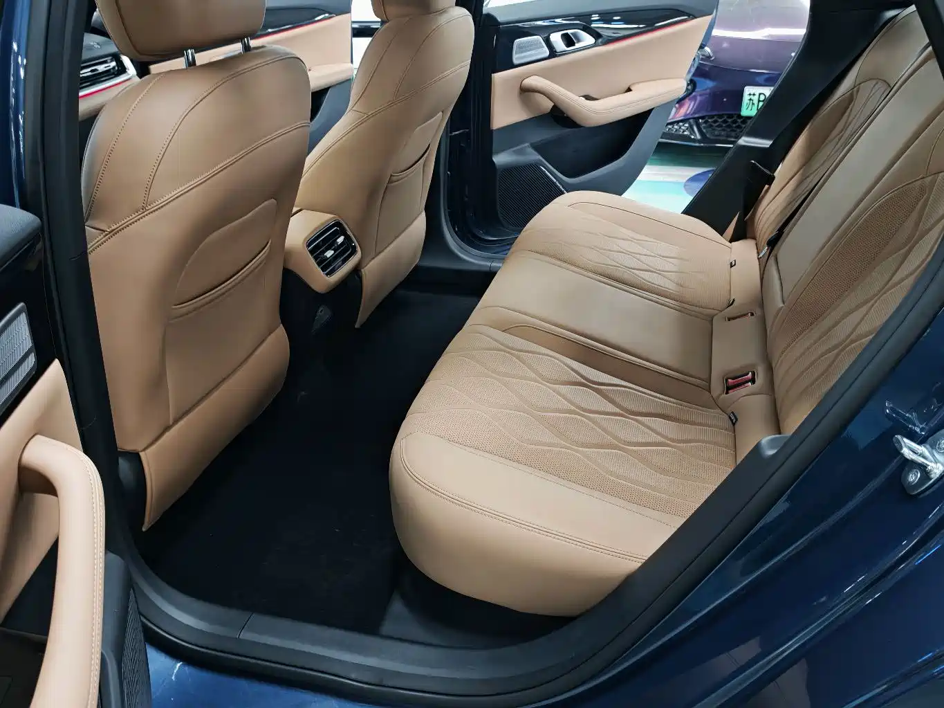 Geely Galaxy Galaxy A7 2025 EM-i фото 10
