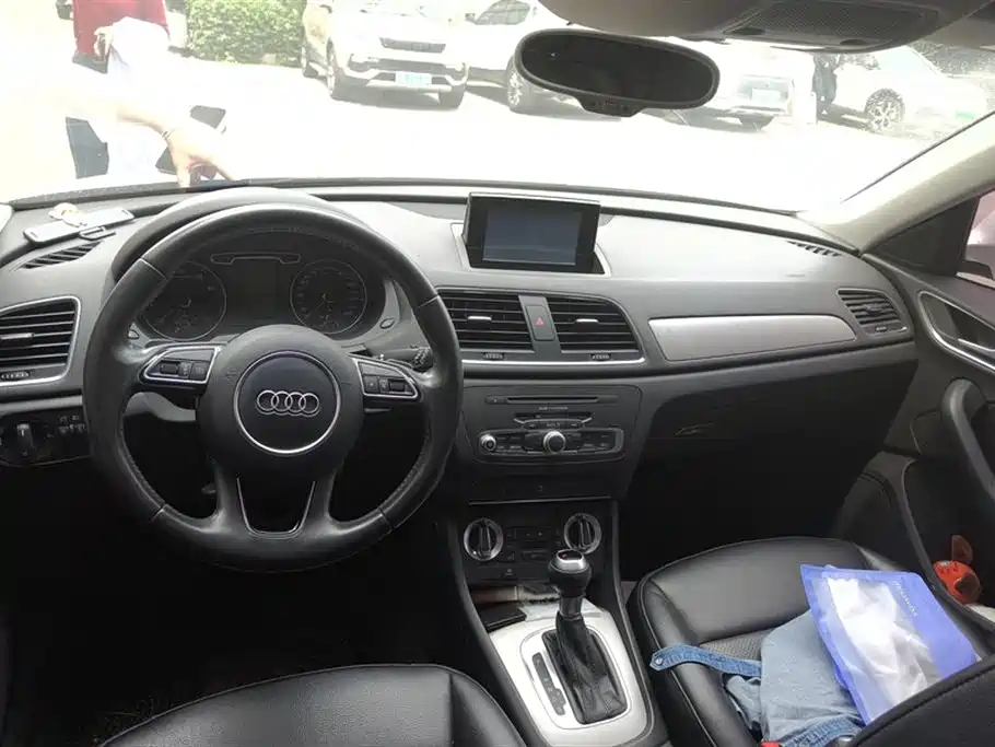 Audi Q3 2015 30 TFSI Progressive фото 12