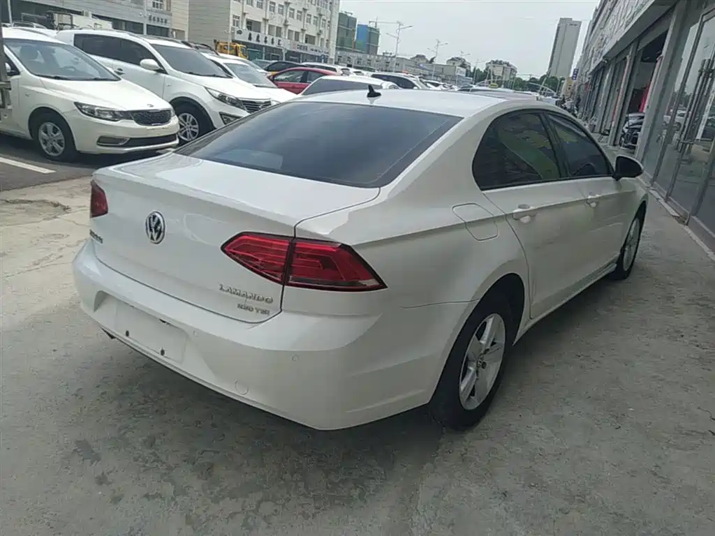 Volkswagen Lamando 2017 230TSI DSG Trend Edition фото 7
