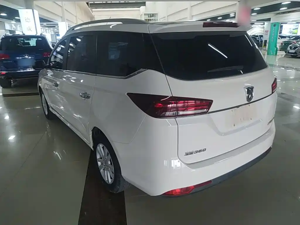 Baojun 360 2019 2018 1.5L Automatic Elite (China V)