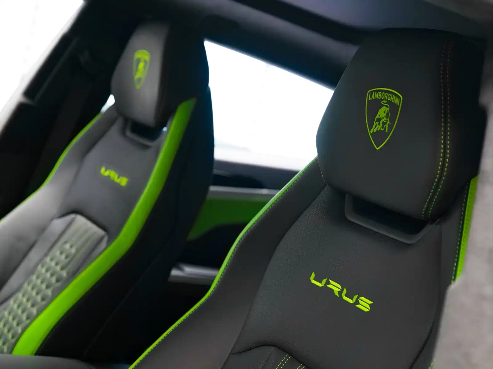 Фото 18 - Lamborghini Urus