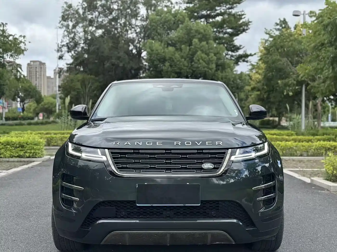Land Rover Range Rover Evoque 2024 2024 Range Rover Evoque L 249PS Light Master Edition
