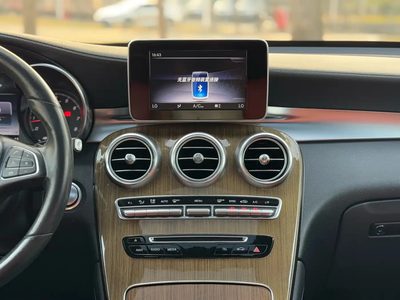 Mercedes-Benz GLC Coupe 2019 GLC 260 4MATIC Coupe SUV фото 13