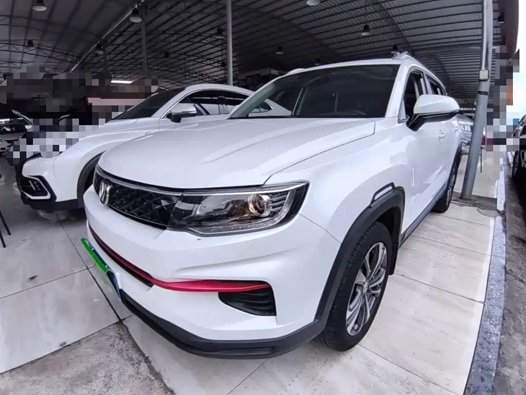 Changan CS35 PLUS 2021 Glory Million Edition 1.6L CVT Luxury
