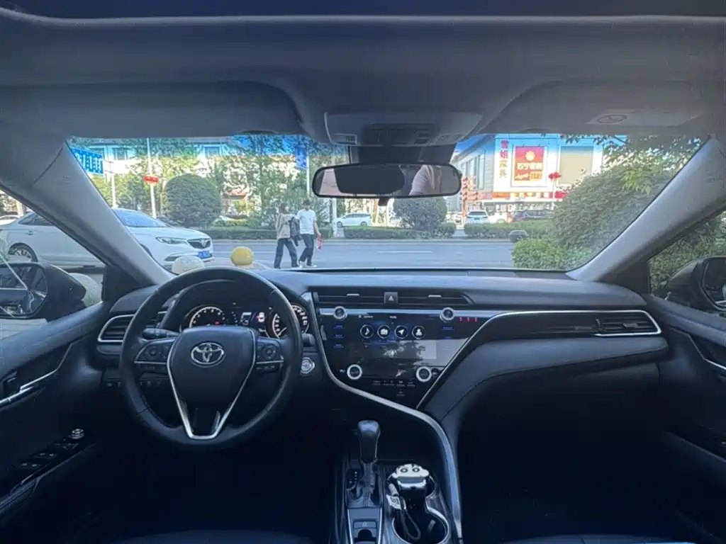Toyota Camry 2019 2.0G Luxury (China V) фото 10