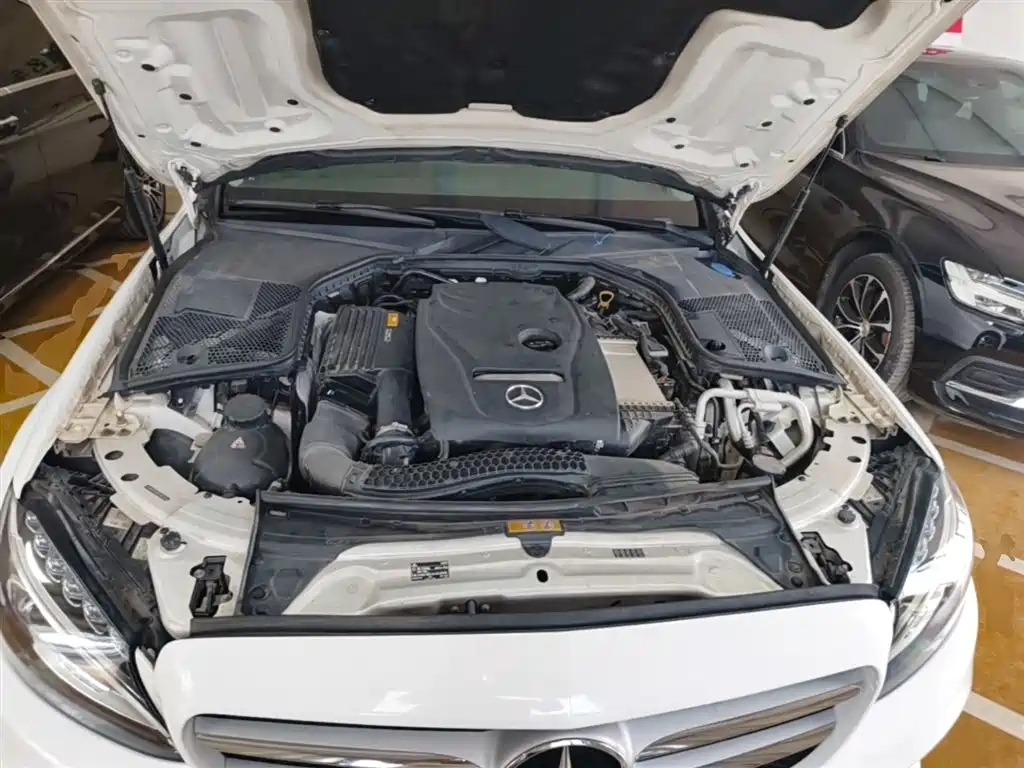 Mercedes-Benz C-Class 2018 C 200 L Sport Edition фото 20