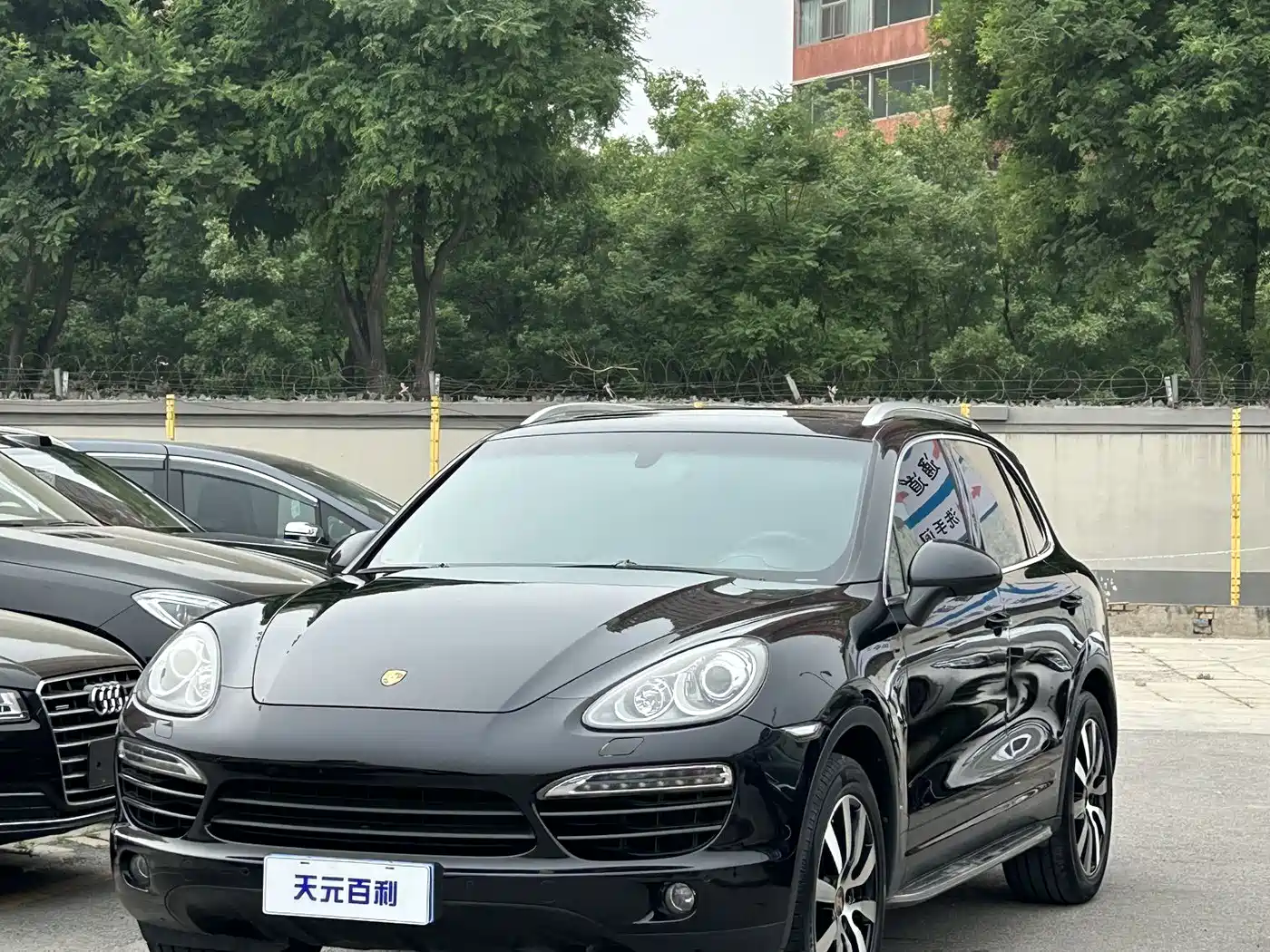 Porsche Cayenne 2014 Cayenne Platinum Edition 3.0T