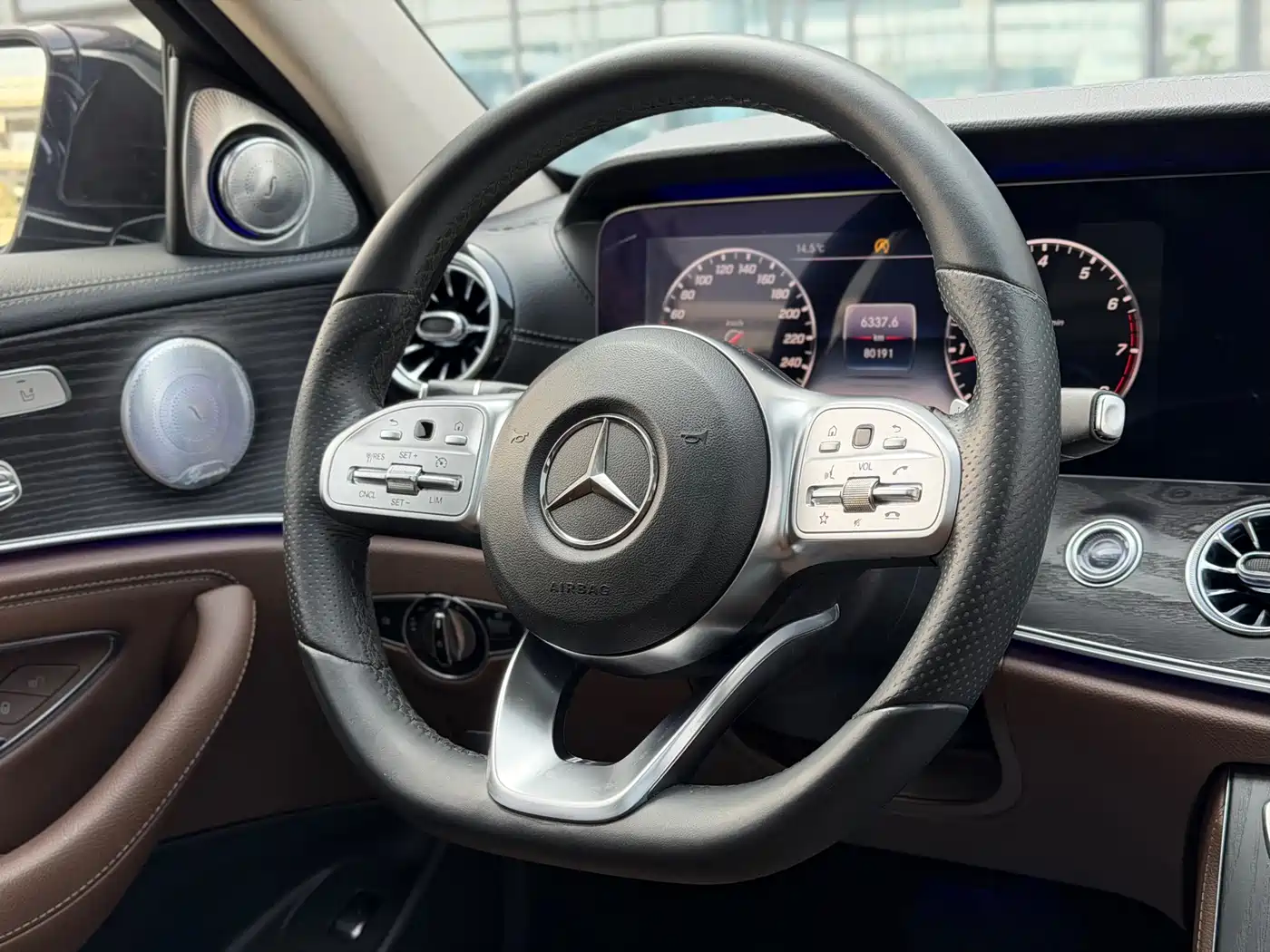Mercedes-Benz E-Class 2020 E 300 L Sport Fashion Model фото 13