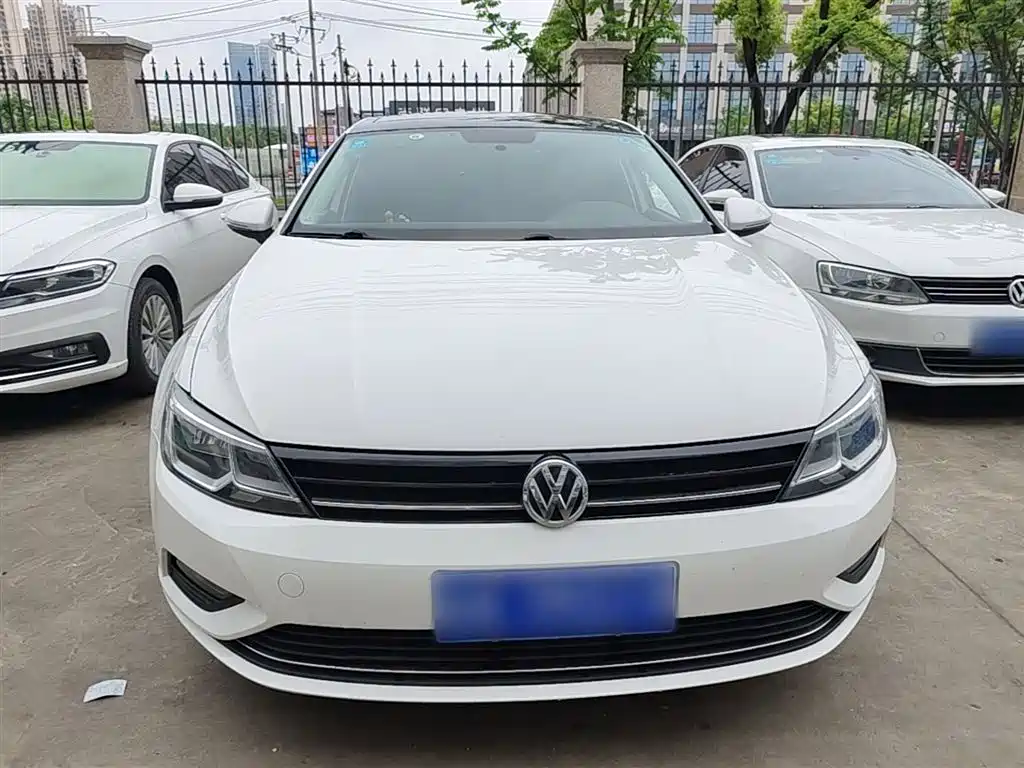 Volkswagen Lamando 2018 280TSI DSG Comfort Edition фото 3