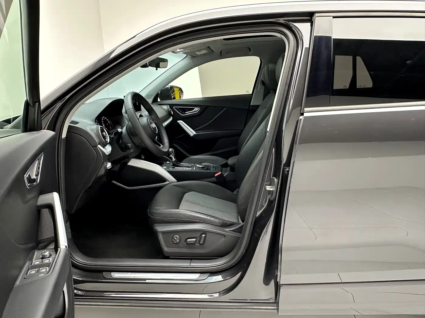 Audi Q2L 2018 35 TFSI Fashion Elegance China VI фото 7