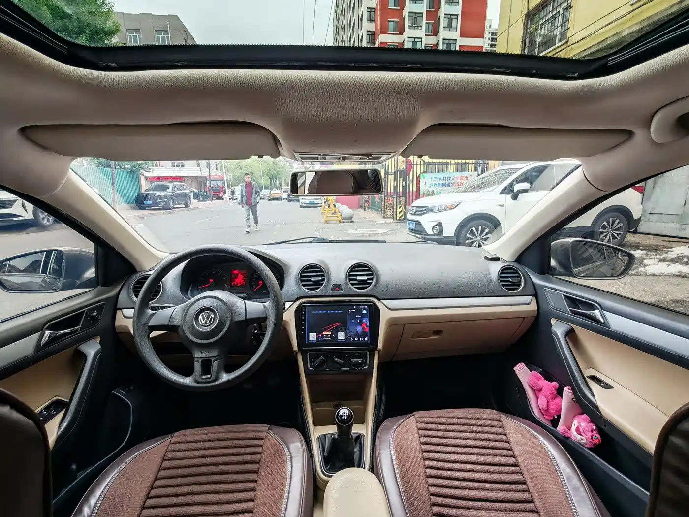 Volkswagen Jetta 2013 1.4L Manual Comfort фото 8