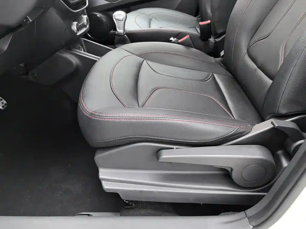 Haval H1 2017 2016 Facelift Blue Label 1.5L AMT Luxury