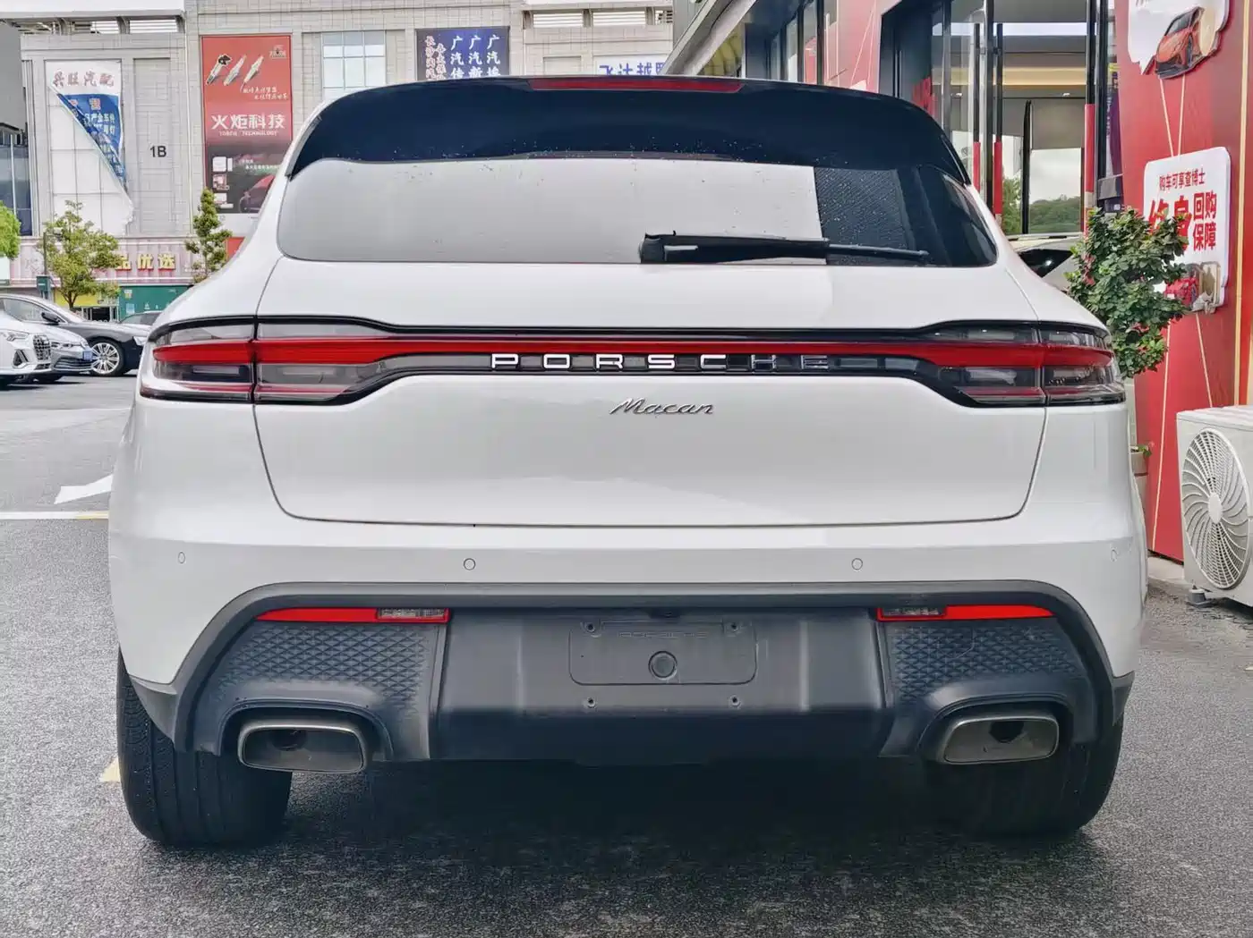 Porsche Macan 2023 Macan 2.0T фото 6