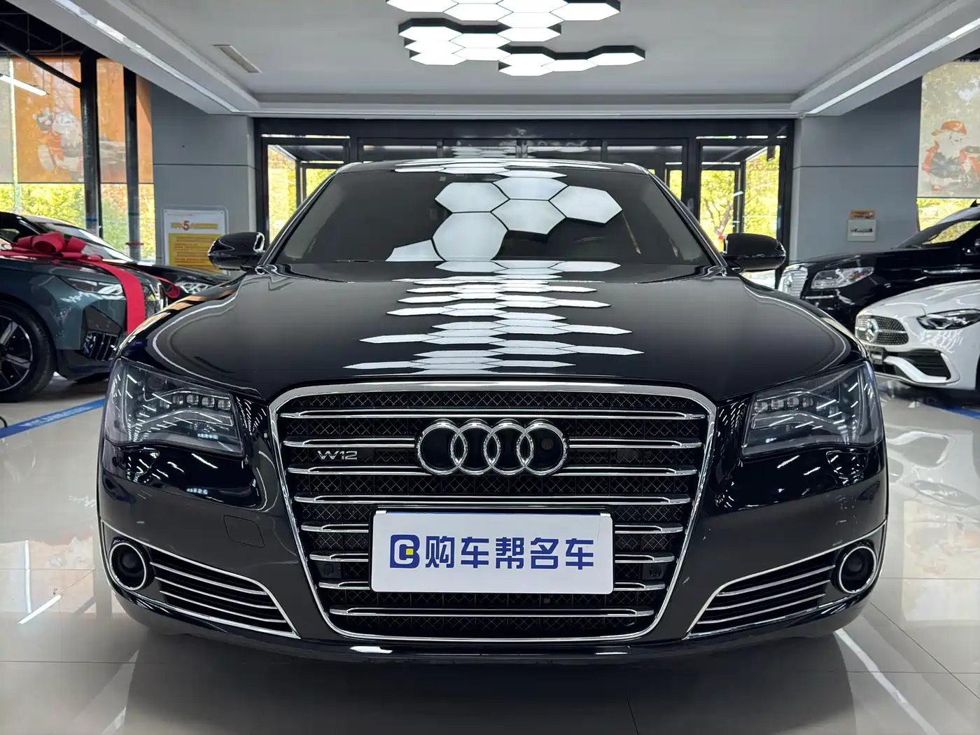 Audi A8 2013 A8L 6.3 FSI W12 quattro Exclusive фото 2