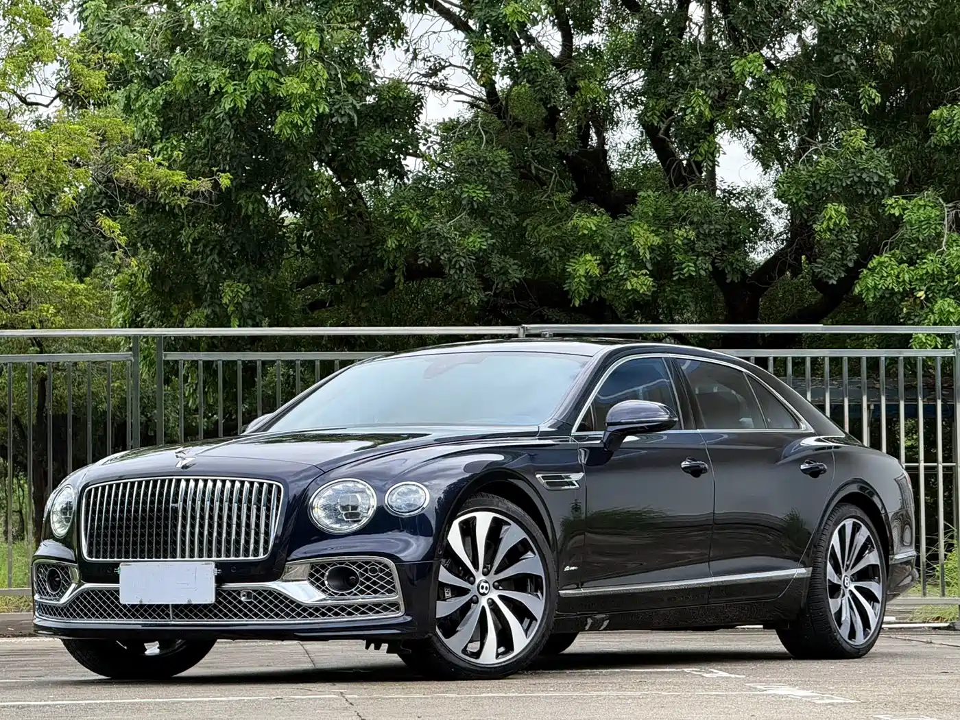 Bentley Flying Spur 2023 2023 4.0T V8 Elegance Edition