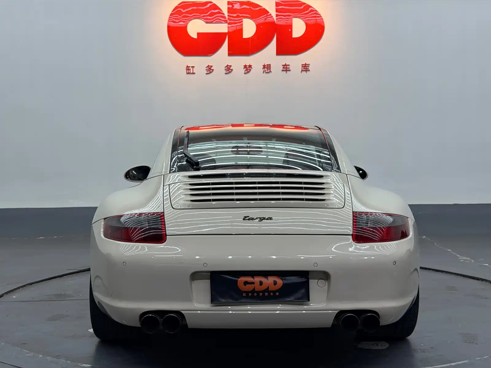 صورة 6 - Porsche 911
