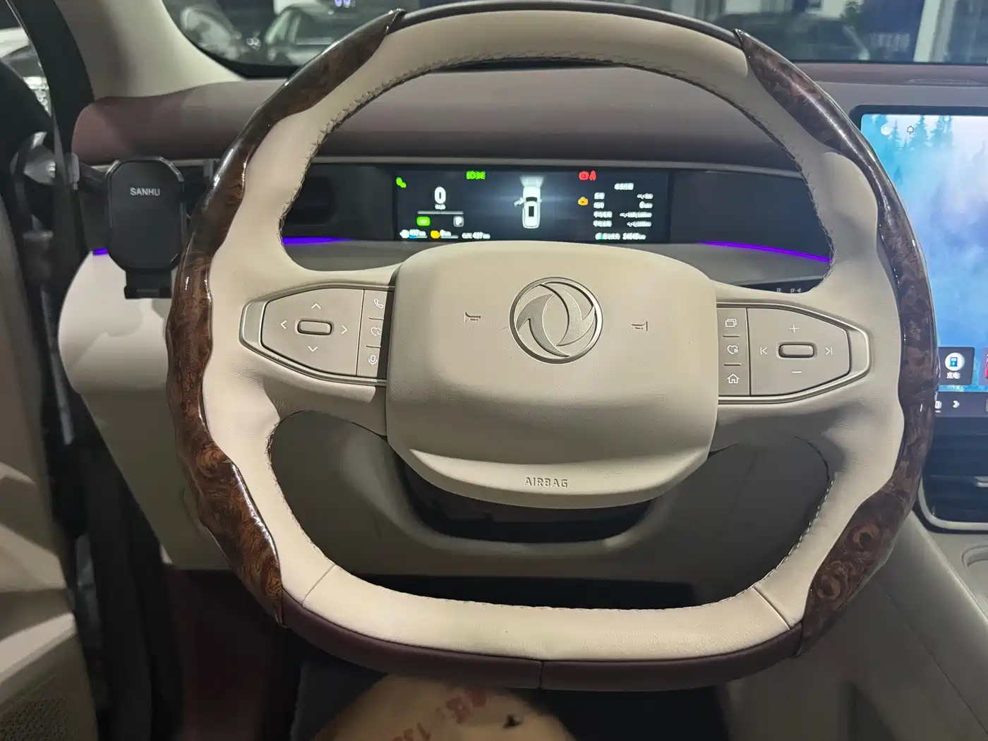 Dongfeng Aeolus L8 2025 2025 112KM Ideal Edition
