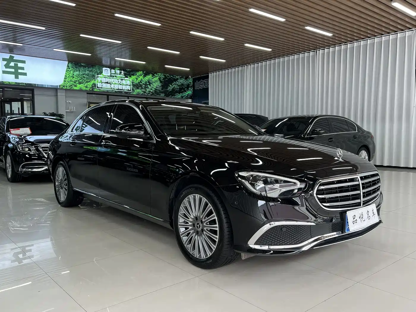 Mercedes-Benz E-Class 2023 E 300 L Fashion фото 3