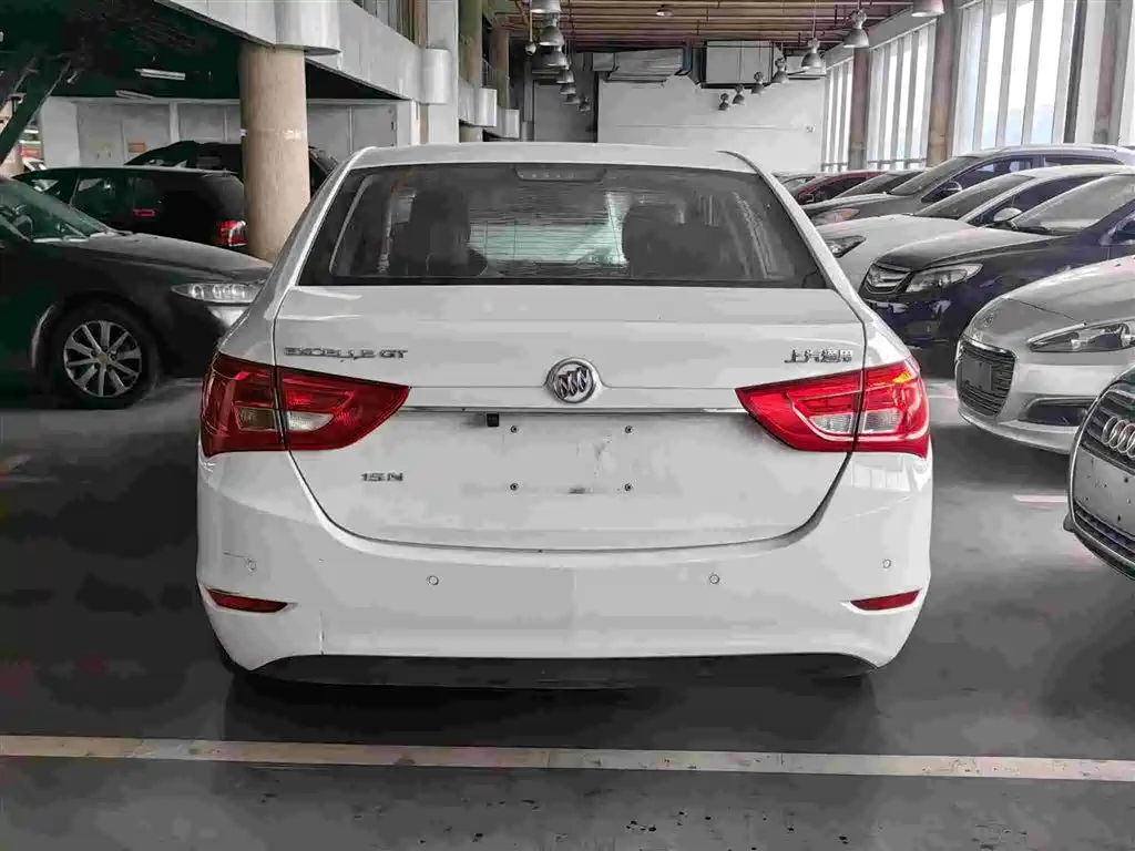 Фото 3 - Buick Excelle