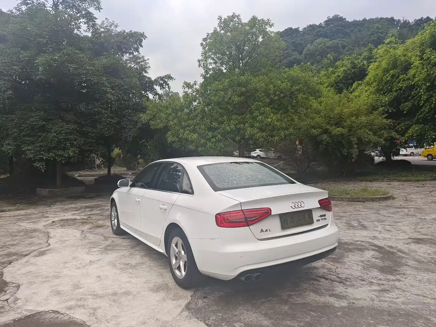 Audi A4L 2015 35 TFSI Auto Standard фото 9