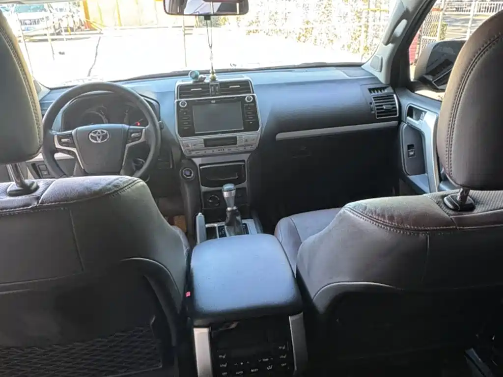 Toyota Prado 2020 2019 3.5L Automatic TX-L Zunxiang Edition with Rear-mounted Spare Tire