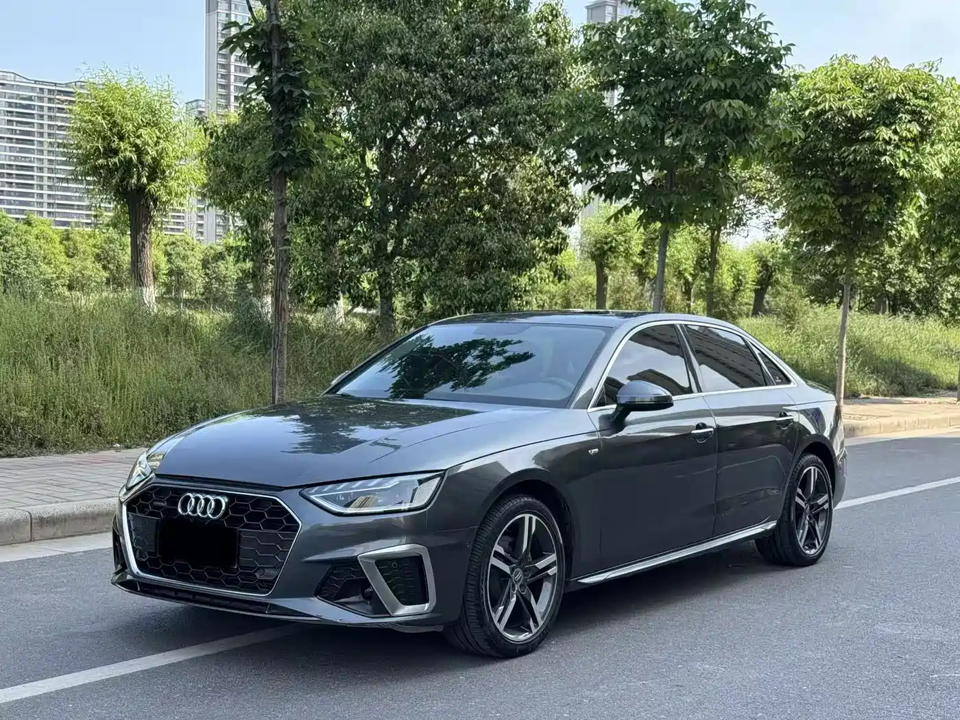 Audi A4L 2020 40 TFSI Luxury Dynamic фото 2
