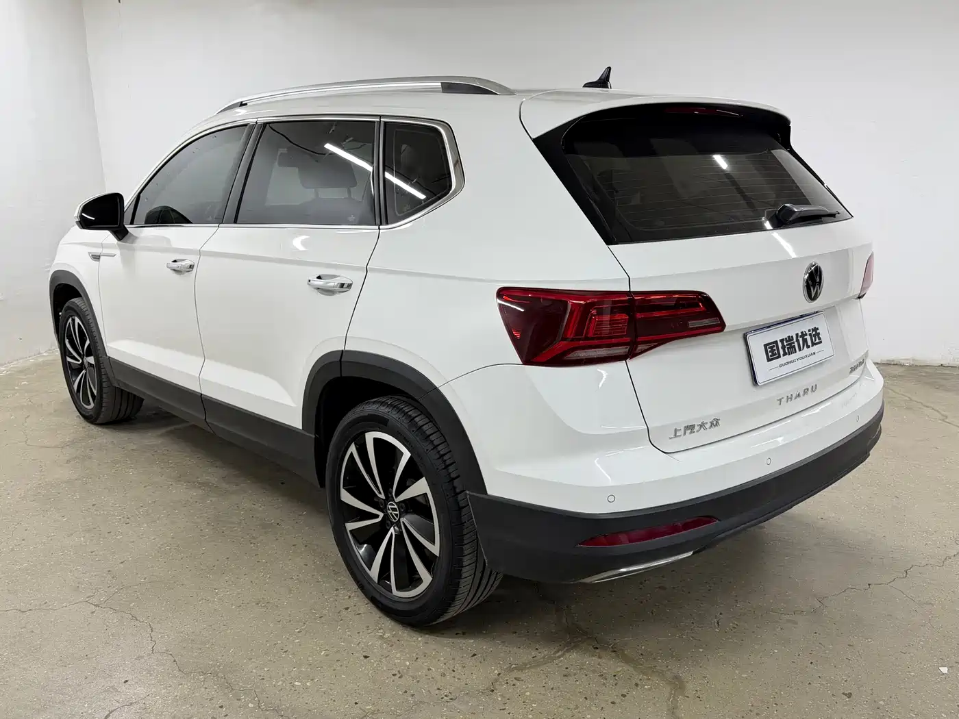 Volkswagen Tharu 2022 280TSI FWD Luxury Edition фото 6