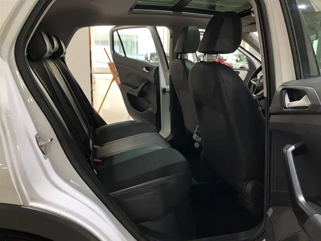 Volkswagen Tanying 2024 2023 Model 200TSI DSG Joy Smart Connect Edition