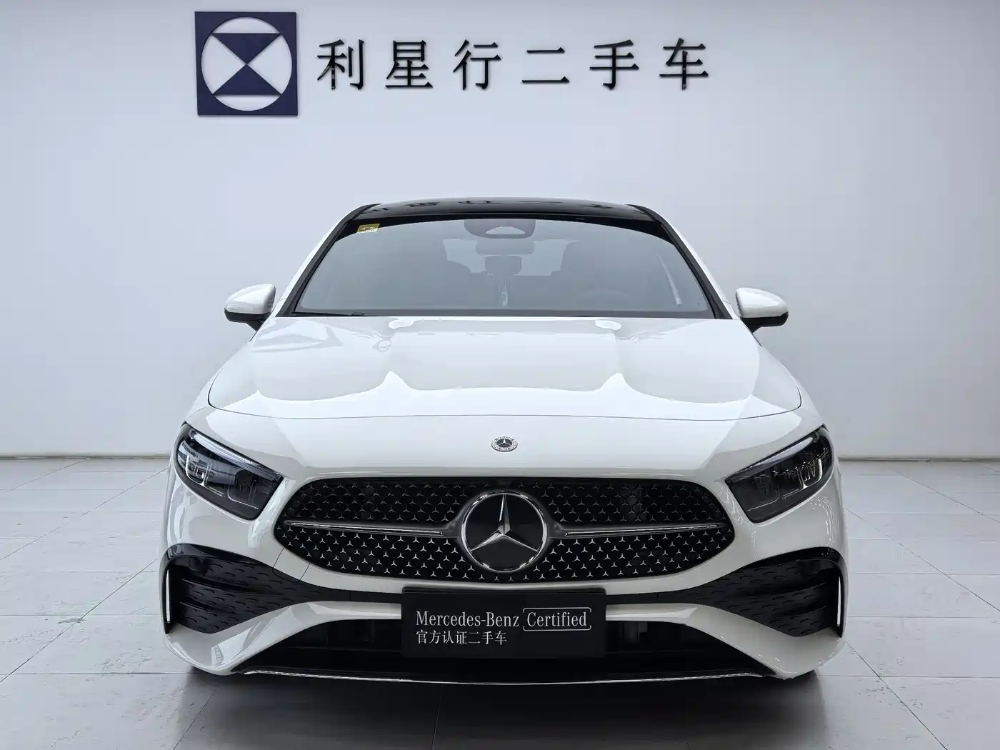 Mercedes-Benz A-Class 2024 A 200 L Fashion Edition фото 3