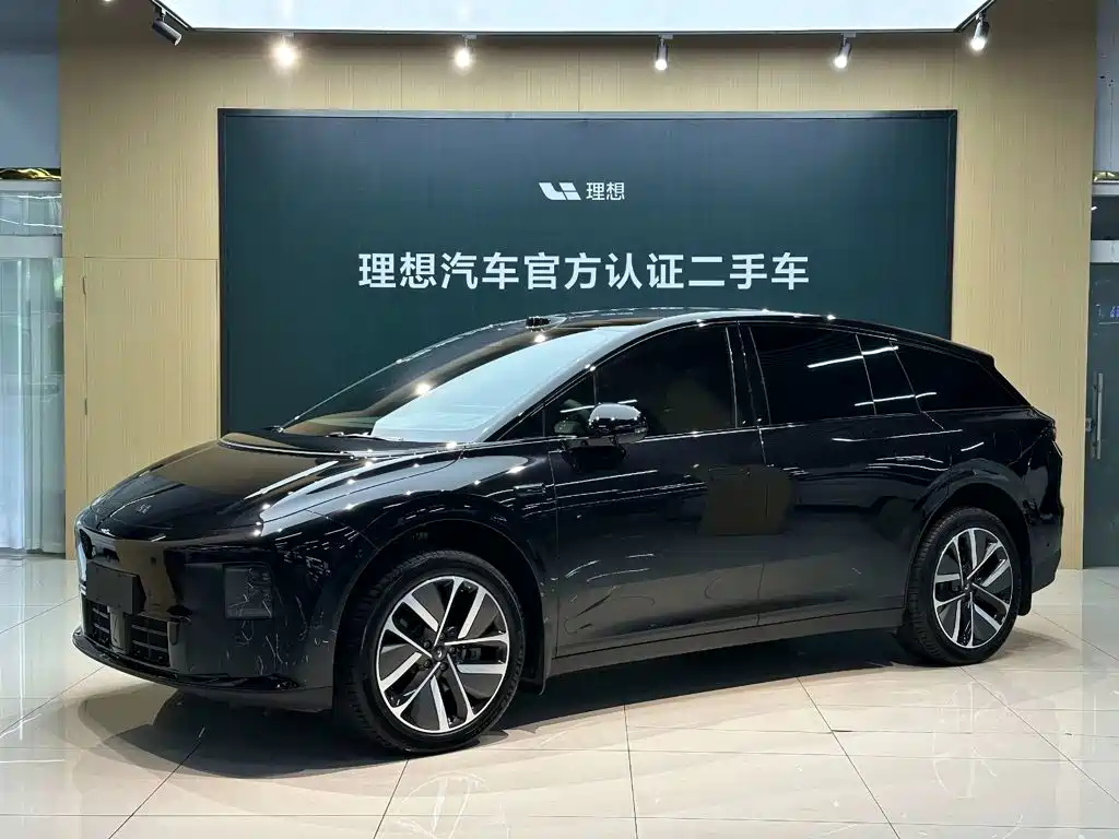 Li Auto i6 2025 2025 4WD Base Model